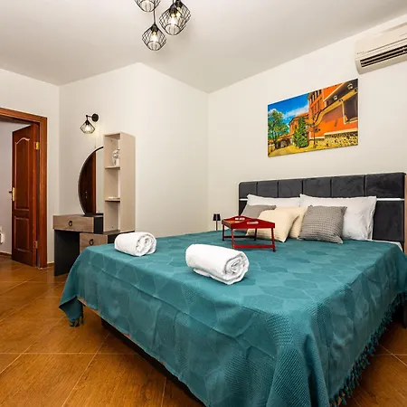 Apartment апартамен за гости панови *
